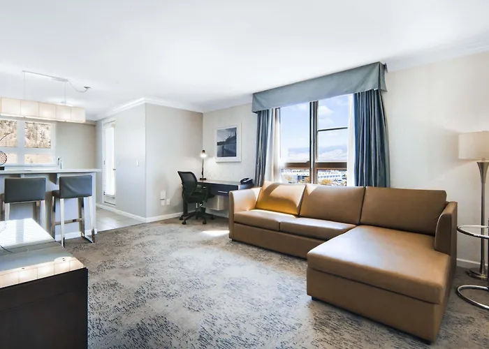 Sandman Hotel & Suites Kelowna